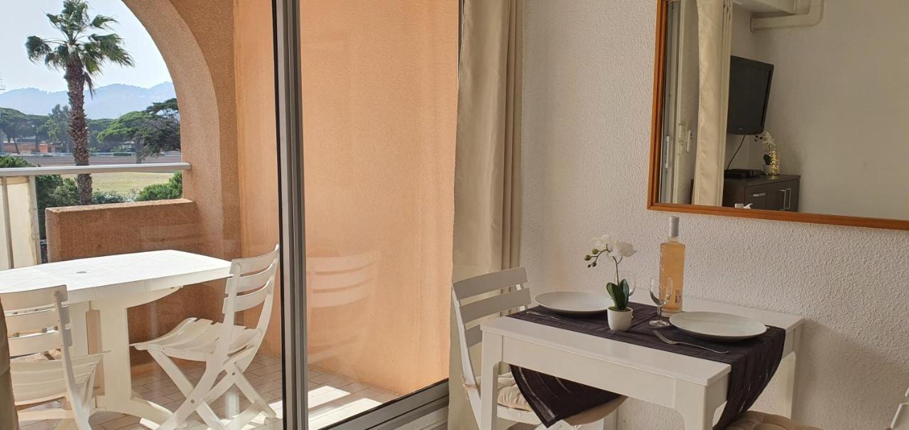 L'Etoile Sous Les Pins - La Loge Apartamento Hyères Exterior foto